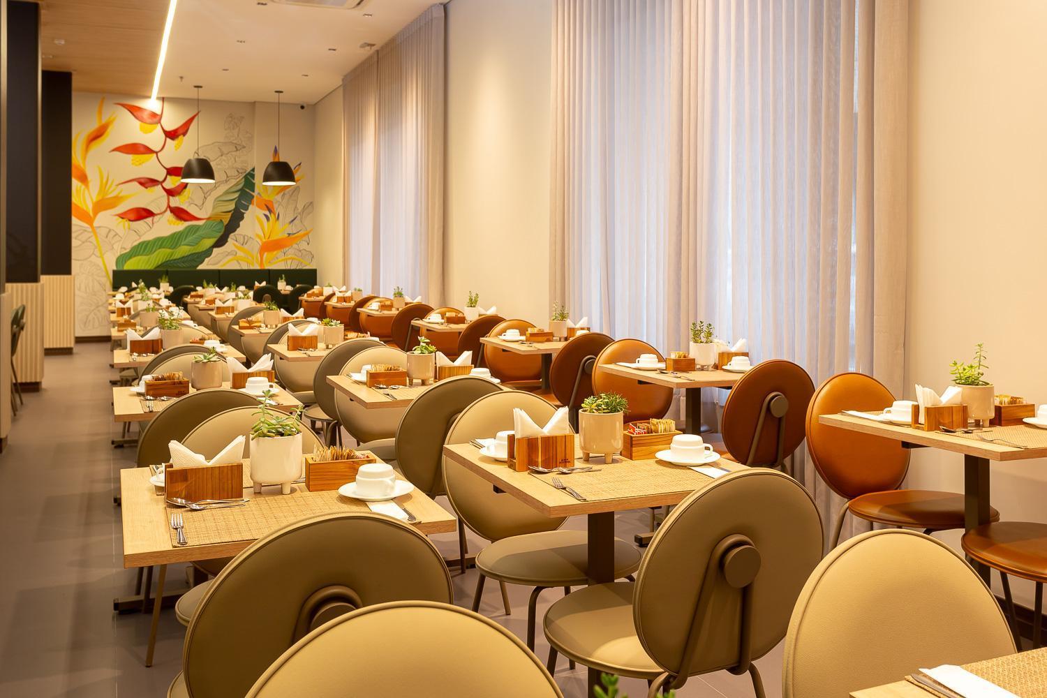 Hotel Roochelle Convention By Nobile クリチバ エクステリア 写真